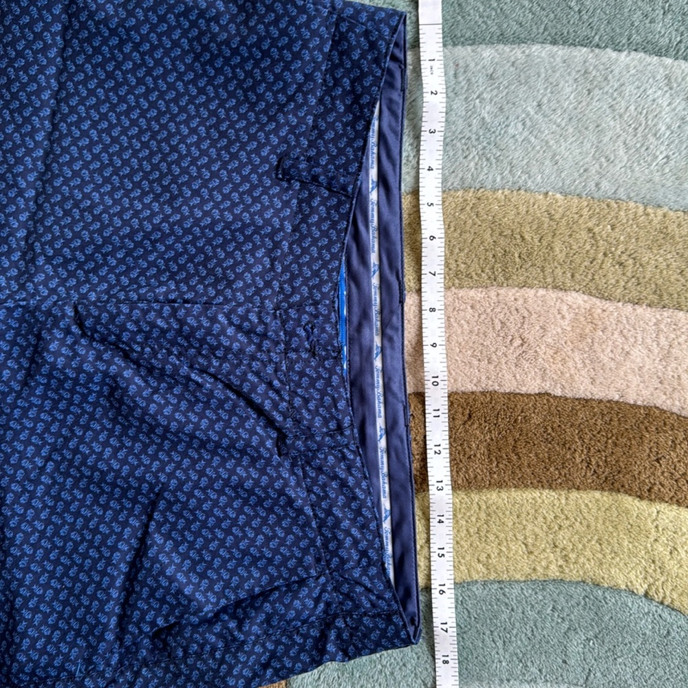 Tommy Bahama Chip Shot Shorts - Size 35